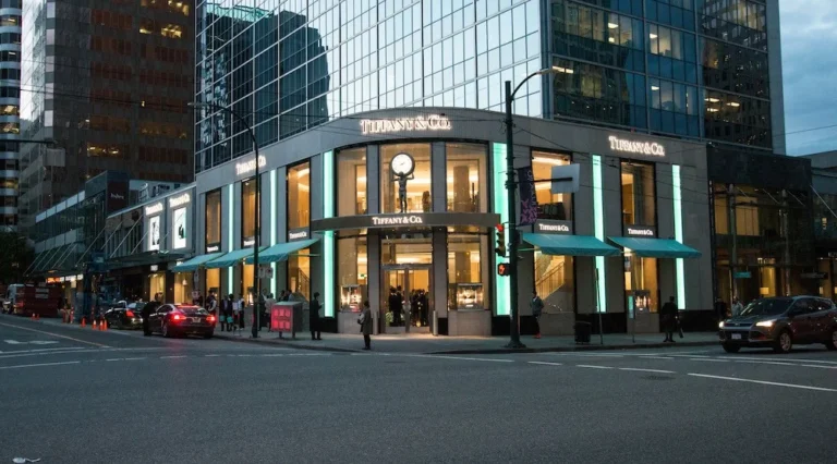 tiffany-and-co-alberni-street-vancouver-19